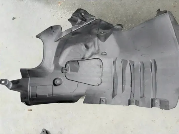 Passaruota anteriore sinistro A2076902430 Mercedes-Benz E W207 image 3