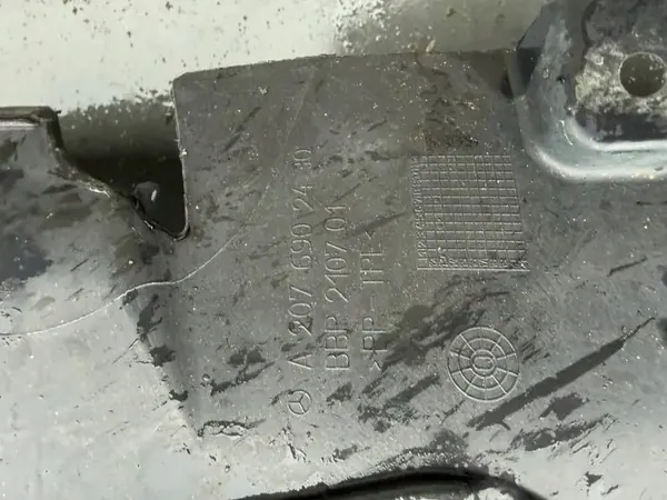 Passaruota anteriore sinistro A2076902430 Mercedes-Benz E W207 image 4