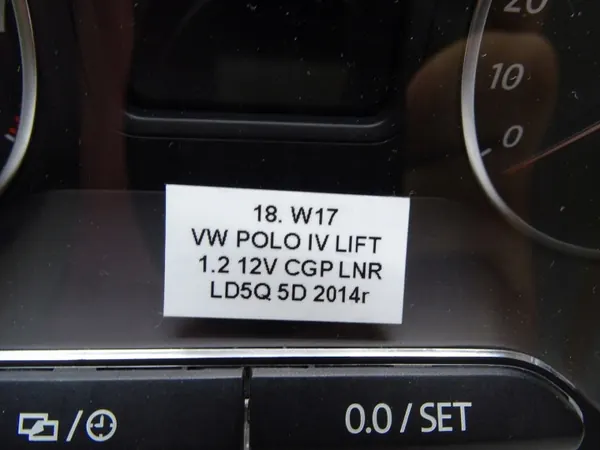 OEM 6R0920960M Mittaristo VW Polo V 1.2 TSI:lle image 7