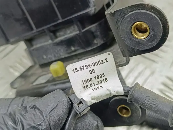 Bloco válvulas suspensão ar Maserati Levante - Traseiro image 6