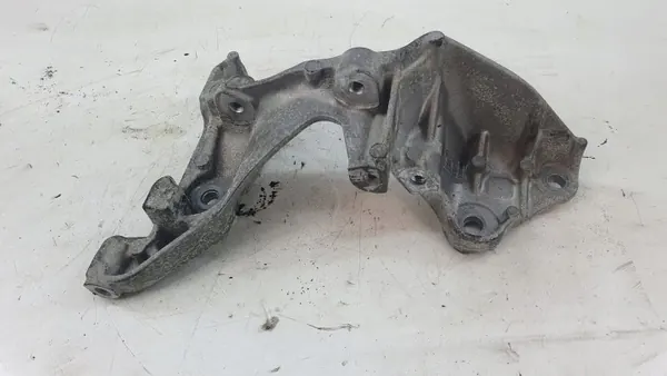 Bevestigingsbeugel OEM 147174072R Renault Trafic 3 image 3