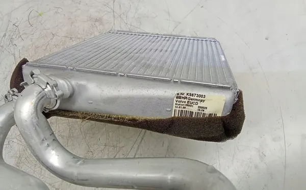 Volvo OE K9873003 Waterverwarmer image 3