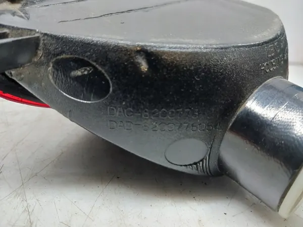 Luz antiniebla trasera derecha Renault Clio III OEM 8200776054 image 4