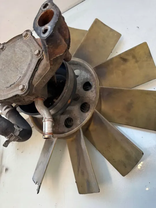 Kylarfläkt Chevrolet Blazer 4.3L OEM 15976889 image 3