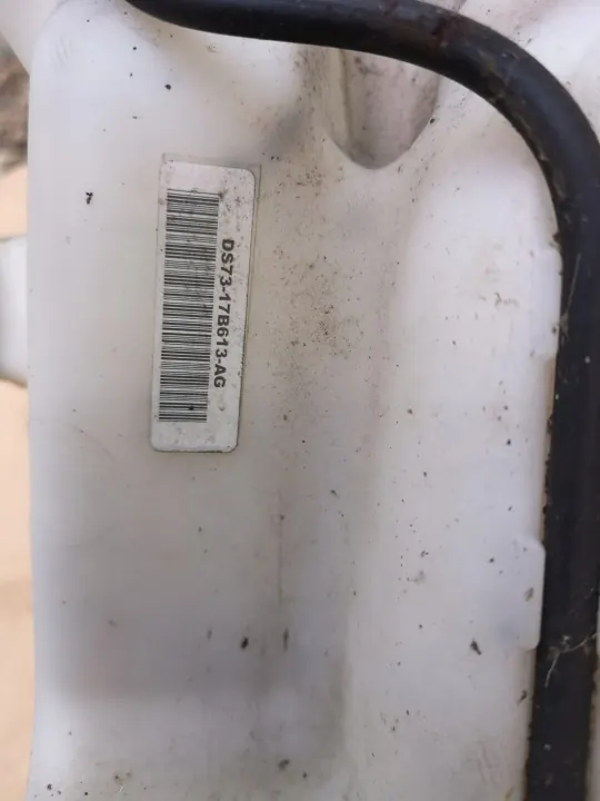 OEM DS73-17B613-AG Pesunestesäiliö Sarja image 3