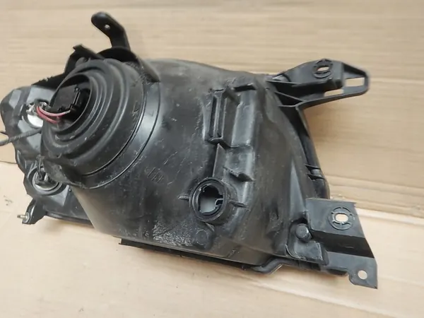 Vasen ajovalaisin Mitsubishi Pajero III 082141159L image 8