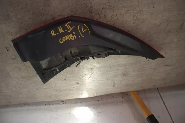 LÁMPARA TRASERA IZQUIERDA RENAULT MEGANE II KOMBI 8200142684 image 2