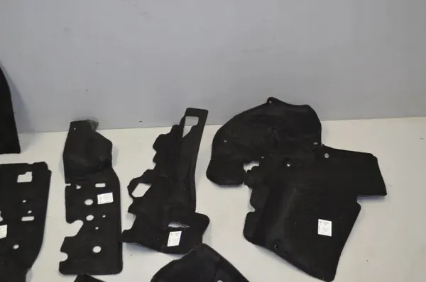 Akustikdämmung BMW F40 OEM 51477448273 image 3