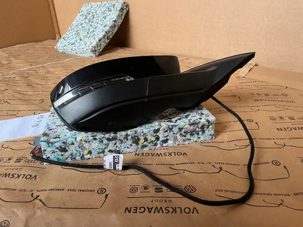 Oikea Peili SKODA OCTAVIA III 5E Fotochrom 10Pin OEM image 4