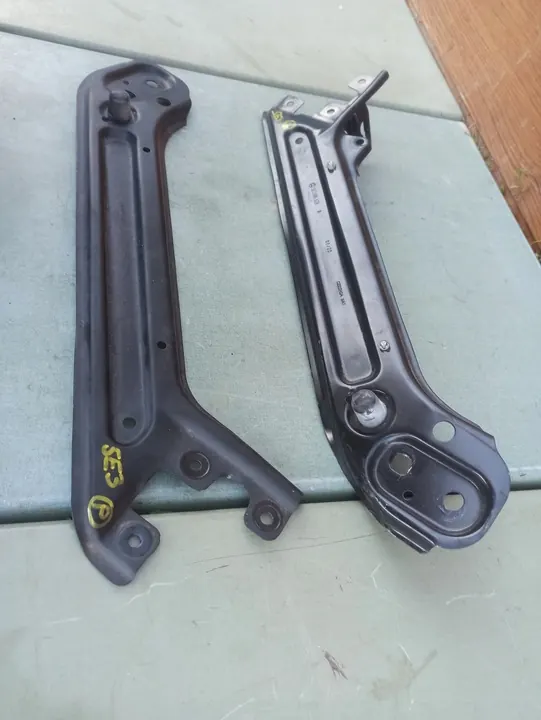 Vorderer Sicherheitsgurt Halter Skoda Octavia IV 5E3805932 image 3