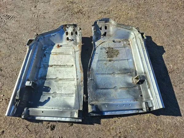 OEM 867886 lattapaneeli vasen etu Polonez image 2