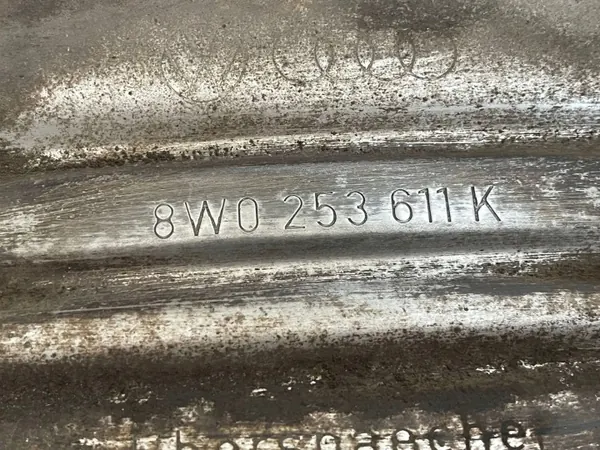Silenciador Escape Audi OE OEM 8W0253411P - Usado image 5