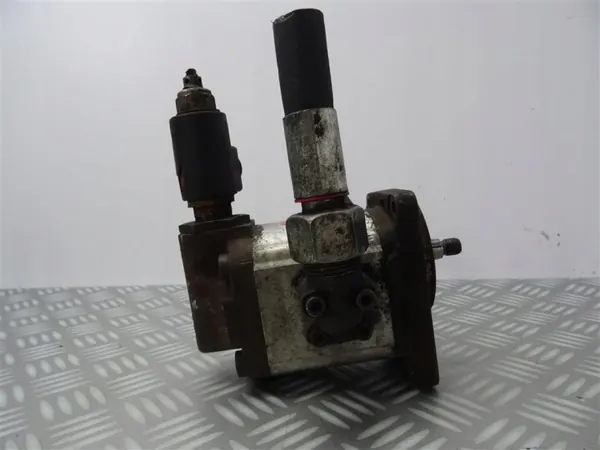 Pompe d'entraînement ventilateur OEM 111/POM Renault Midlum image 3