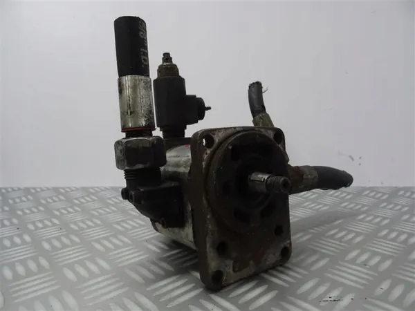 Pompe d'entraînement ventilateur OEM 111/POM Renault Midlum image 4