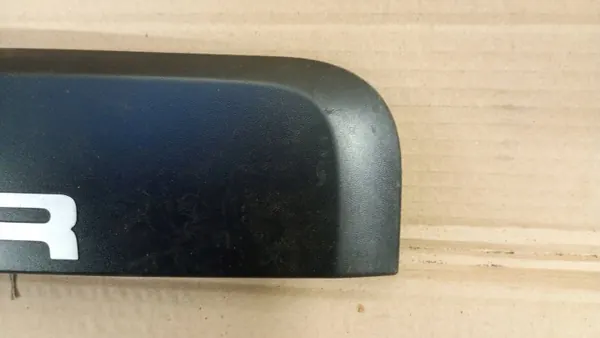 OEM 848100019R Dacia Duster Garniture Hayon Arrière image 5