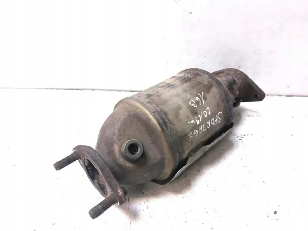 Begagnad Kia-katalysator OEM G2B220 1.6L image 5