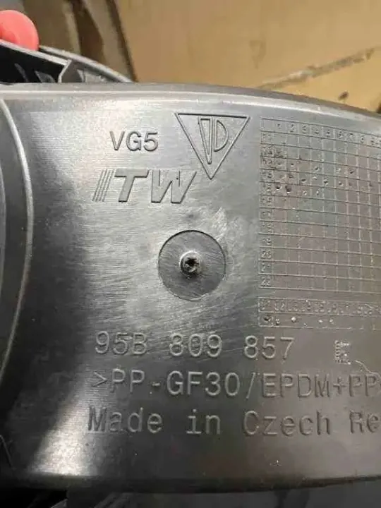 Porsche OEM 95B809857 tanklock för Macan image 4