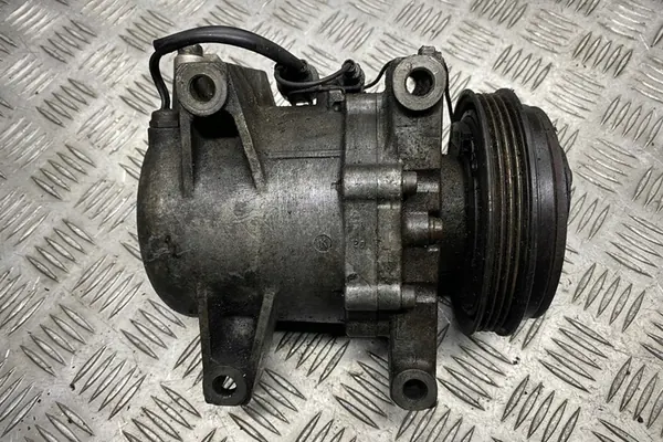 Compressore Aria Condizionata SUBARU FORESTER 2.0L 73111FA132 image 2