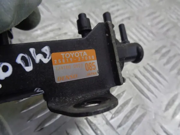Soupape de sous-pression turbo OEM 25819-27050 Toyota image 4