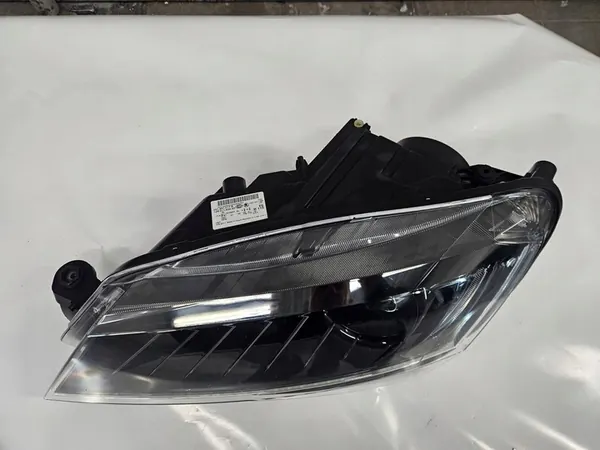 Linker Scheinwerfer Skoda Superb III Xenon LED 3V1941017B image 5