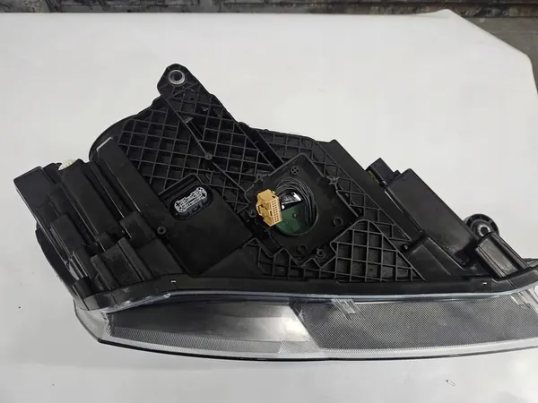 Linker Scheinwerfer Skoda Superb III Xenon LED 3V1941017B image 9