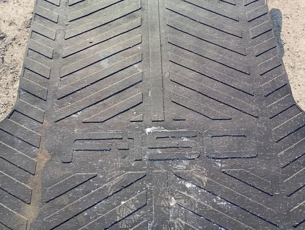 Kumilattiamatto OEM KKM23145 Ford F150 Raptorille image 3