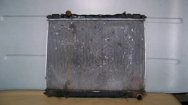 Radiateur d'eau OEM 25310-3E050 pour Kia Sorento I image 2