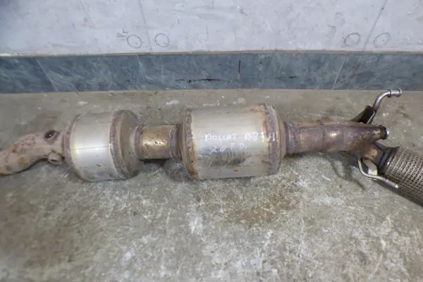 Katalysator OEM 05L131701F voor VW Passat B8 2.0 TDI image 3