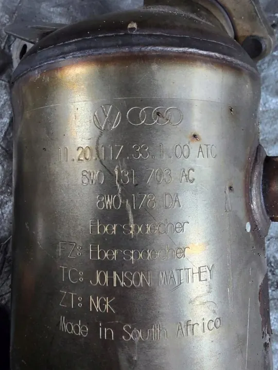 DPF/Catalizador Audi usado OEM 1KL0131703AQ image 2