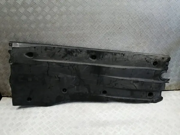 OEM 3Q0825202K Höger Underkroppsskydd VW Passat B8 image 2