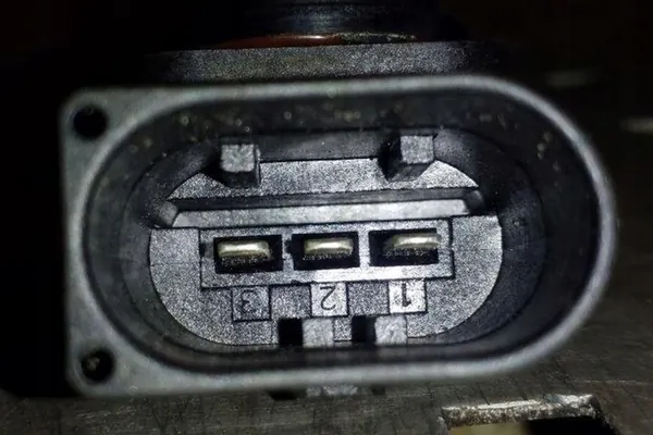 Sensor de posición del árbol de levas BMW X3 (E83) 3.0L Diesel image 5