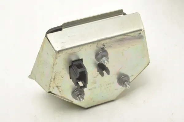 SEAT Leon III kofferbakhendel OEM 5F0827565B image 3