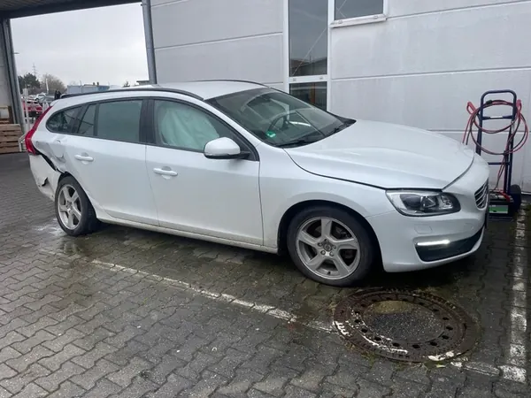 Mangueiras de direção assistida Volvo V60 2.0D 2014 image 7