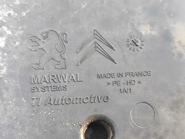 DPF vätskereservoar PEUGEOT 3008 9671981280 image 3