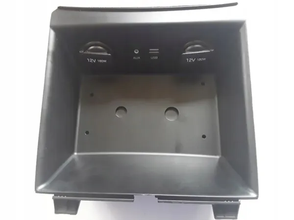 Tomada AUX Hyundai Ioniq OEM 84675G2000 - Usado image 2