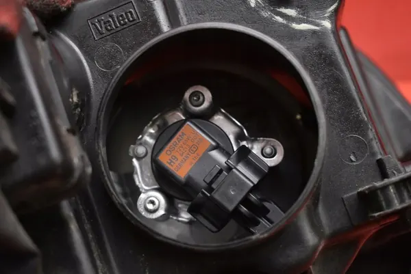 Vasen Xenon-ajovalot Volvo XC90 2006-2014 OEM 31290892 image 9