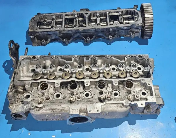 Culasse Citroen OEM 9684504780 - Pièce d'occasion image 2