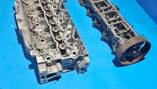 Culasse Citroen OEM 9684504780 - Pièce d'occasion image 7