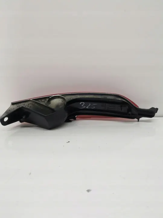 Volkswagen Touareg II 2012 Takaisinkuvastin image 4