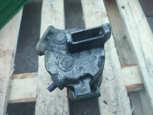 Ilmastointikompressori Opel Corsa D OPC 1.6T image 3