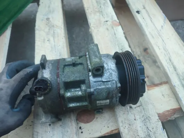 Ilmastointikompressori Opel Corsa D OPC 1.6T image 4