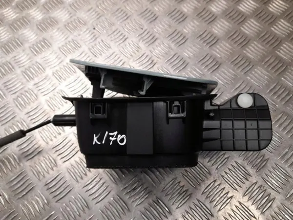Trappe à carburant Hyundai Kona II 2024 OEM 81595BE000 image 4