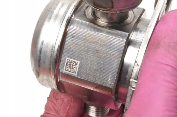 HYUNDAI I40 Elantra 2.0 GDI Bomba de combustível 35320-2E100 image 6