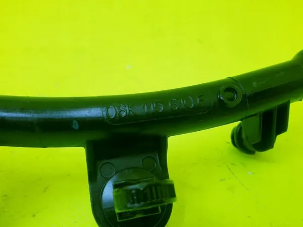 Ölmessstab-Führung OEM 06K115610E für Audi S3 A3 image 5