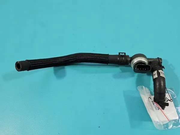 Sensor Pressão Combustível Skoda OEM 04B906054G Usado image 2