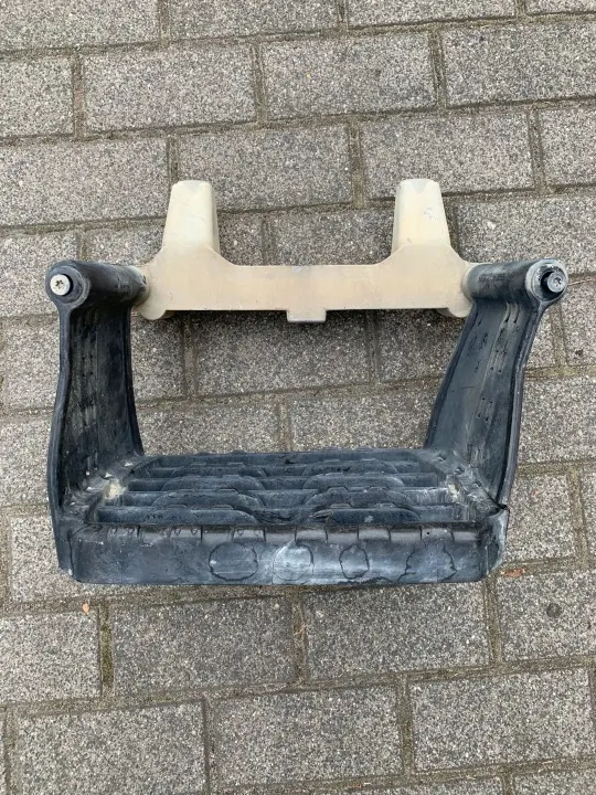 Untere Stufe Renault OE OEM 82590480 LKW image 2