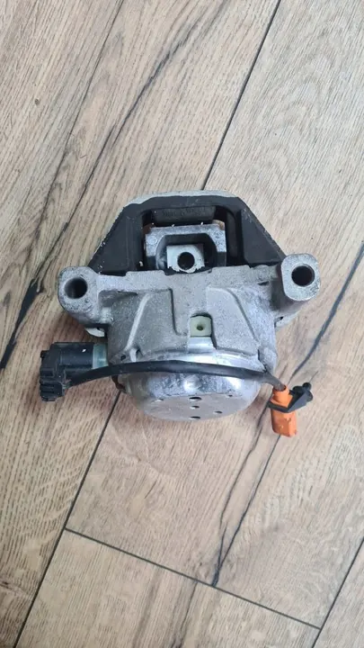 Motorfäste VAG Audi A6 A7 2011-2018 OEM 4G0199381LE image 3