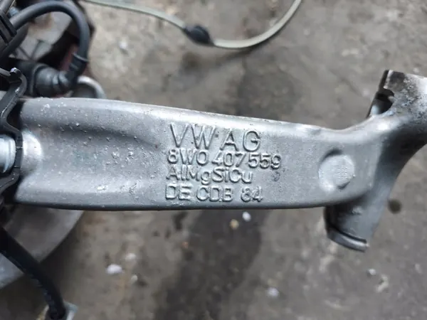 Snodo di sterzo sinistro Audi A4 B9 A5 F5 image 3