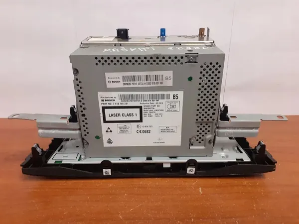 Mudador CD usado OEM 12523 para Nissan Qashqai II image 6