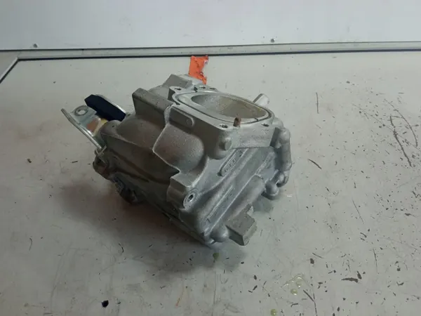 Intercooler Mazda CX-30 2.0 - Pièce OEM d'occasion image 3